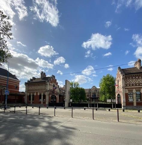 Krisko Parking Prive Et Clos Armentières Extérieur photo